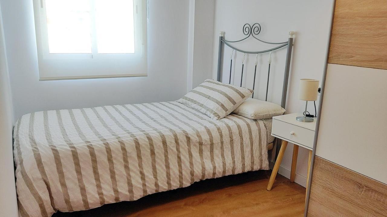 Selecta 3 Junto A Sanchez Pizjuan Appartement Sevilla